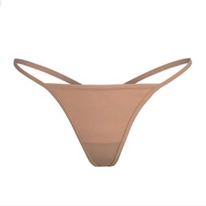 SKIMS fits everybody t string thong in Sienna
